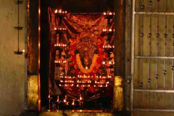 Chiravarambathukavu Temple Gallery