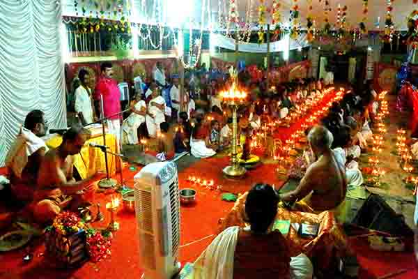 Chiravarambathukavu Temple Gallery